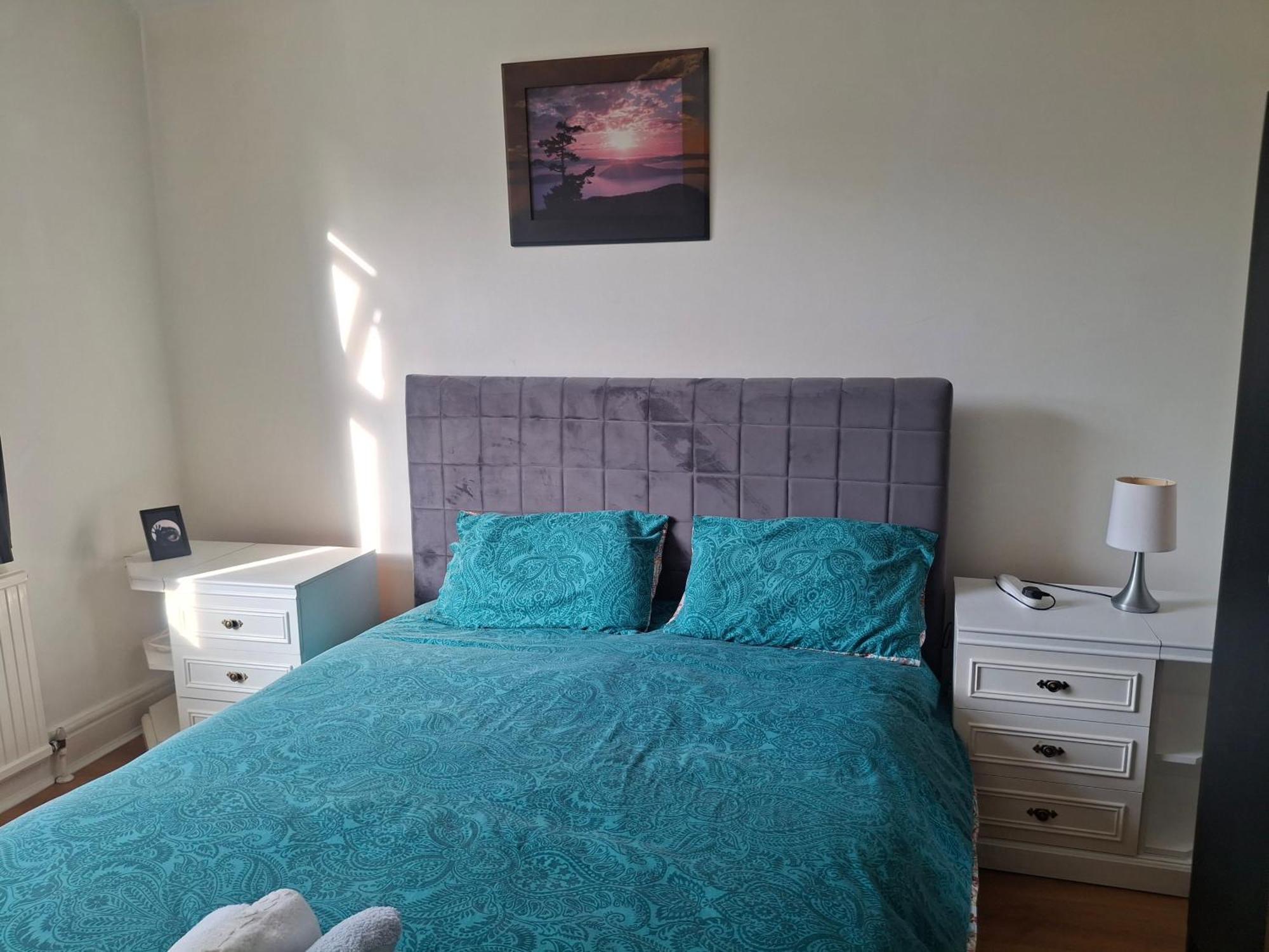 Bella Thorpe Manchester